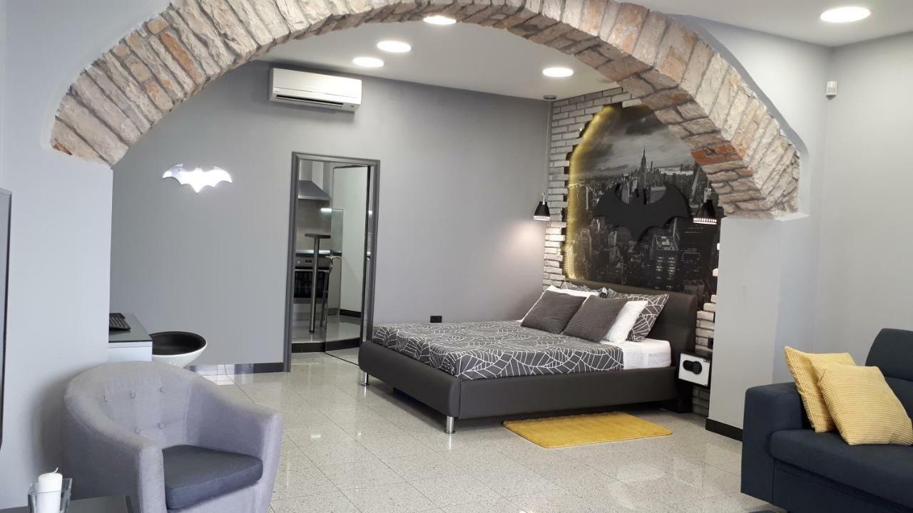 Batcave Apartment Pula Luaran gambar